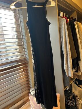 Old Navy Black Sleeveless Midi Dress